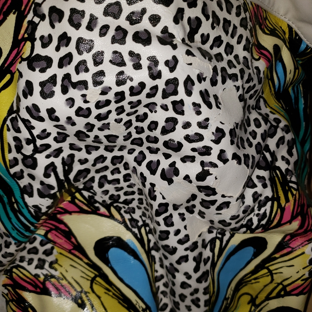 Large white ed hardy tote - Picture 4 of 4
